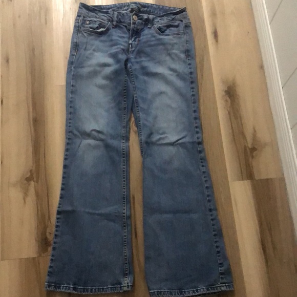 AMERICAN EAGLE HIPSTER STRETCH Jeans Relaxed fit. Size 4. Wider leg. 31”… - Picture 4 of 7